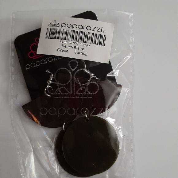 Beach Bistro Earrings - Picture 6 of 6